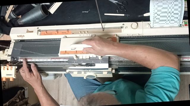 Вязание двухфонтурного жаккарда  на BROTHER KH-871 / BROTHER KR-830