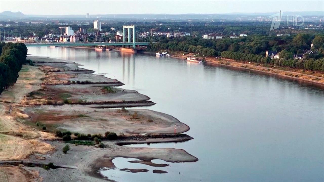 В Европе подсчитывают экономические потери от аномальной жары.
